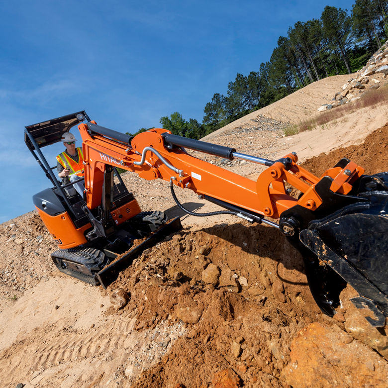 4 - Hitachi ZX26U:1-1